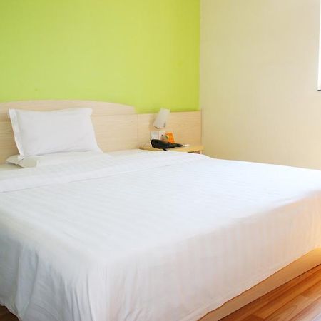 7Days Inn Dalian Gangwan Square Station Port 외부 사진