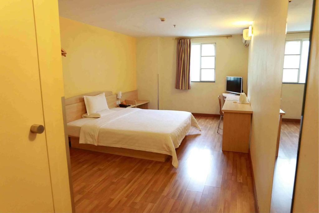 7Days Inn Dalian Gangwan Square Station Port 외부 사진