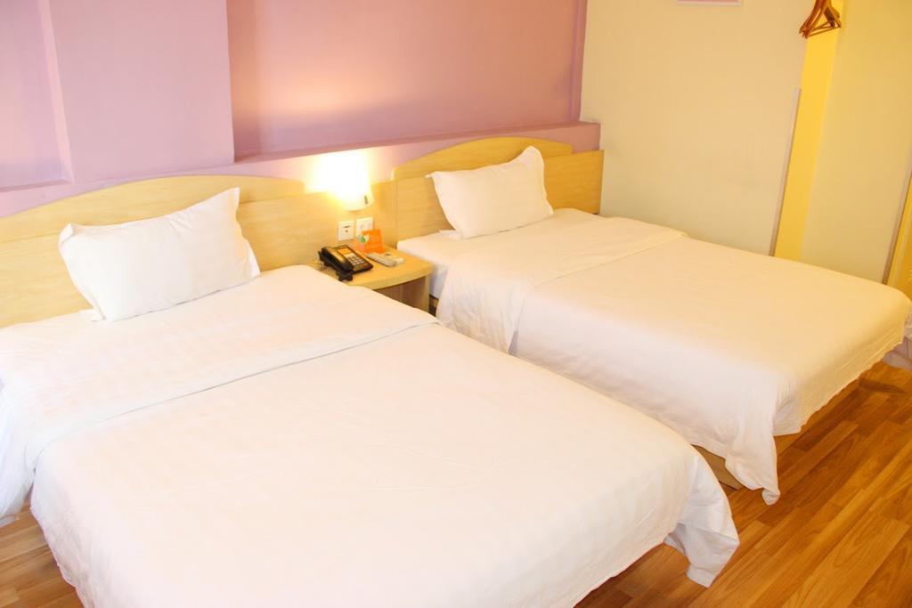 7Days Inn Dalian Gangwan Square Station Port 객실 사진